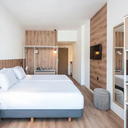 Innside By Melia Alcudia Port de Alcudia  Exterior photo